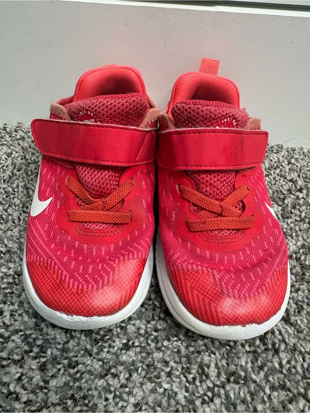 Nike Free RN Toddler No-Tie Velcro Pink Athletic Sneakers Size 9c